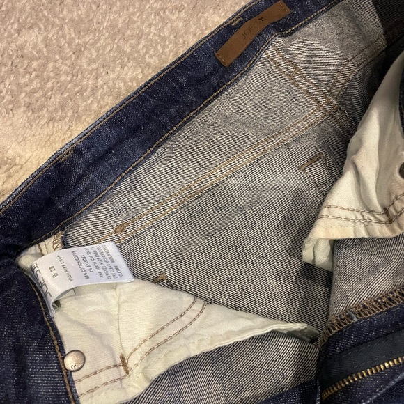 Joe's highrise distressed denim crop/folded cuff size 28 - Picture 2 of 3